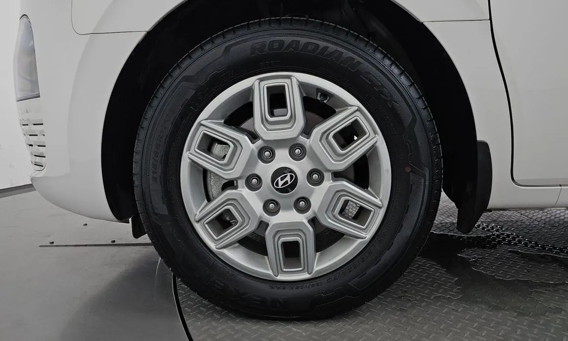 Hyundai Staria — фото 10