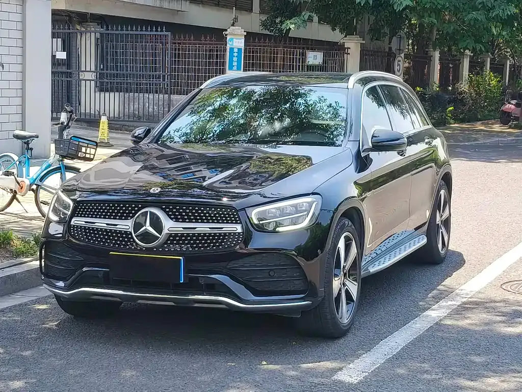 Mercedes-Benz GLC — фото 1