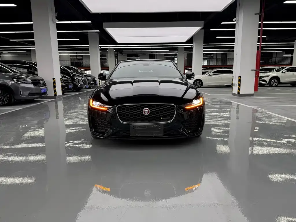 Jaguar XEL — фото 9
