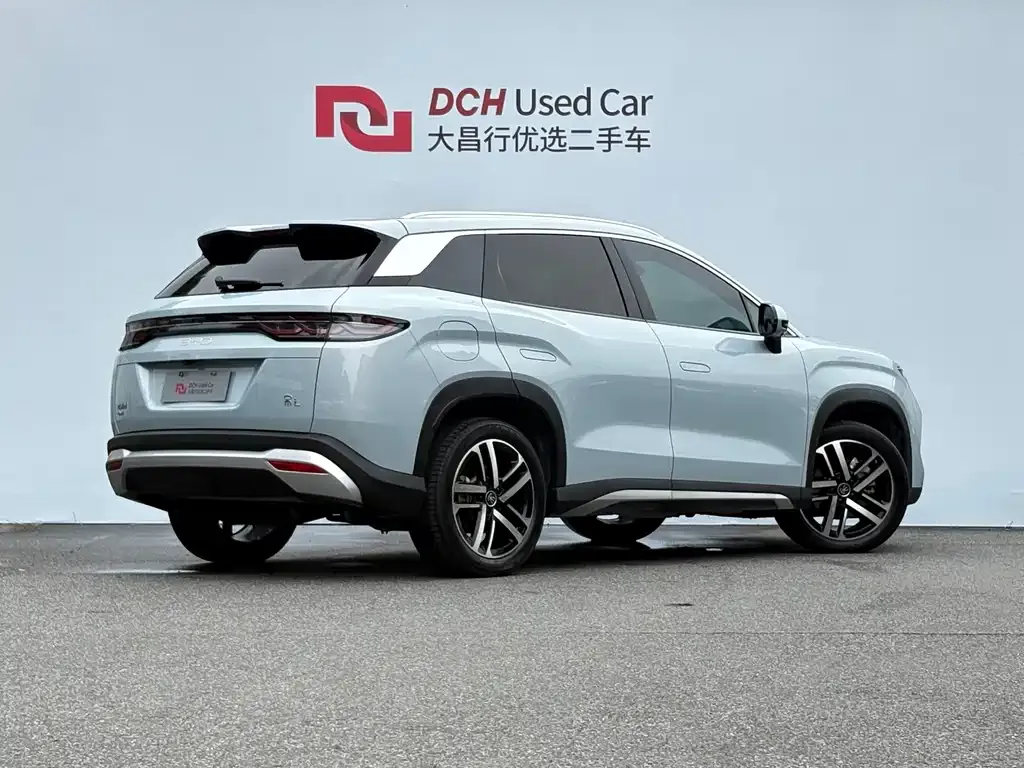 BYD L DM-i — фото 7