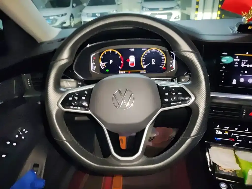 Volkswagen Passat — фото 10