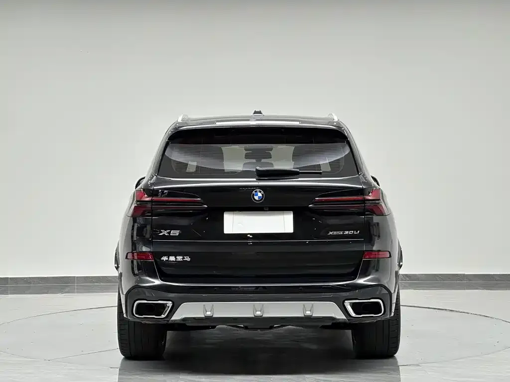 BMW X5 — фото 2