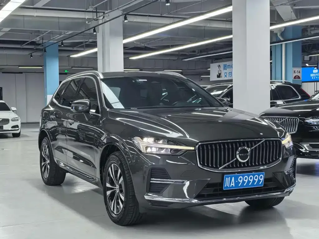Volvo XC60 — фото 4