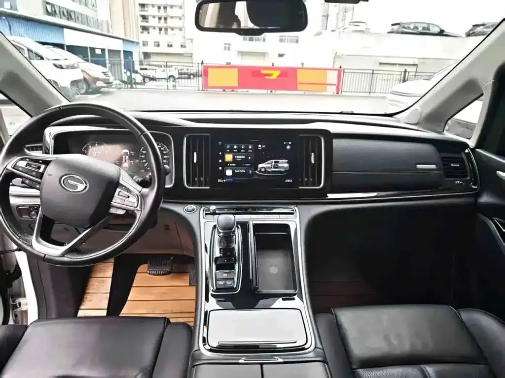 GAC Motor Trumpchi M8 — фото 3