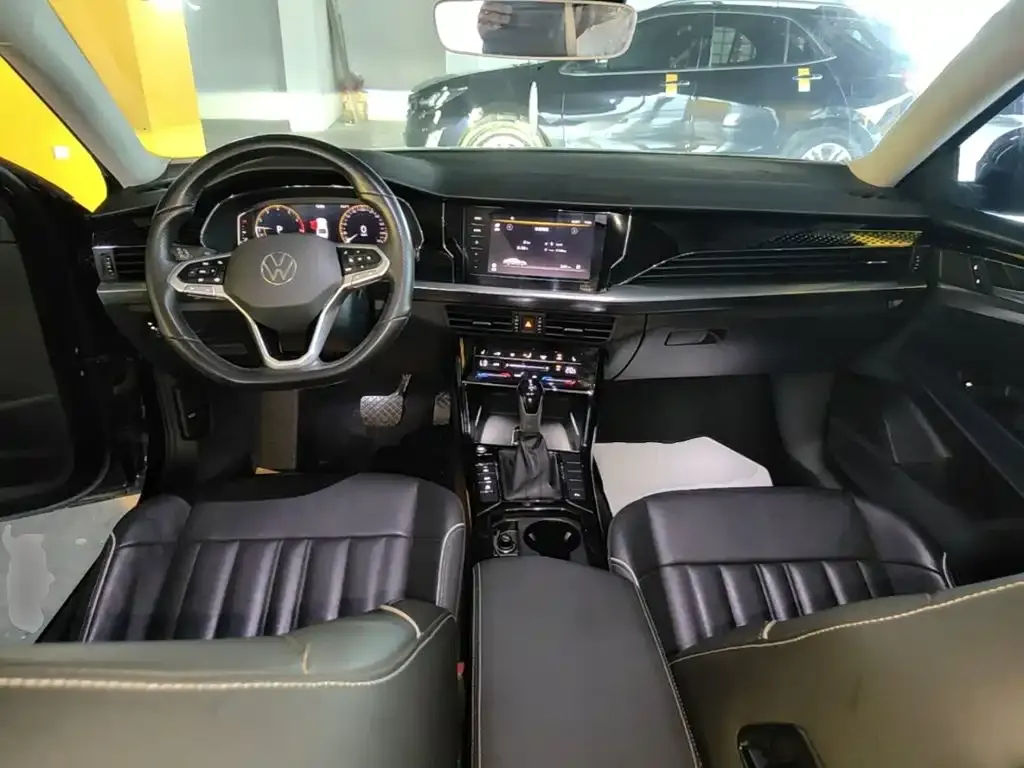 Volkswagen Passat — фото 7