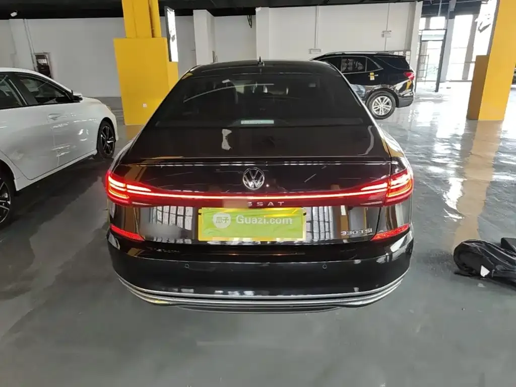 Volkswagen Passat — фото 5