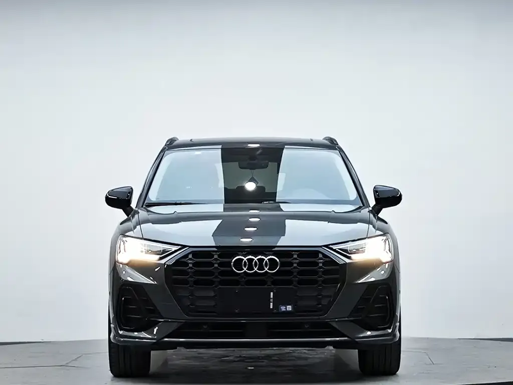 Audi Q3 — фото 6