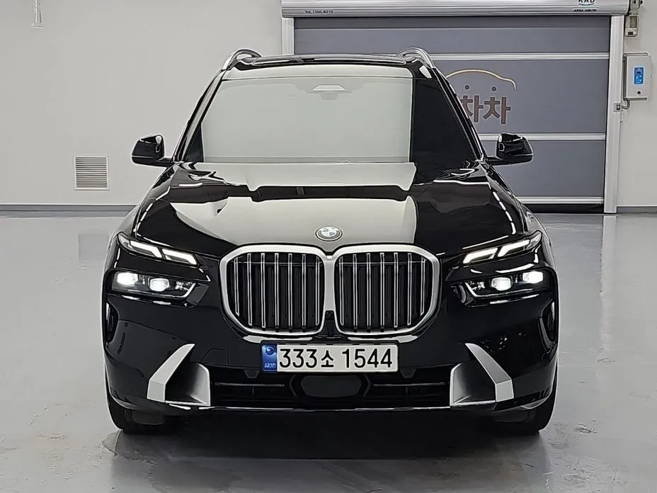 BMW X7 — фото 7