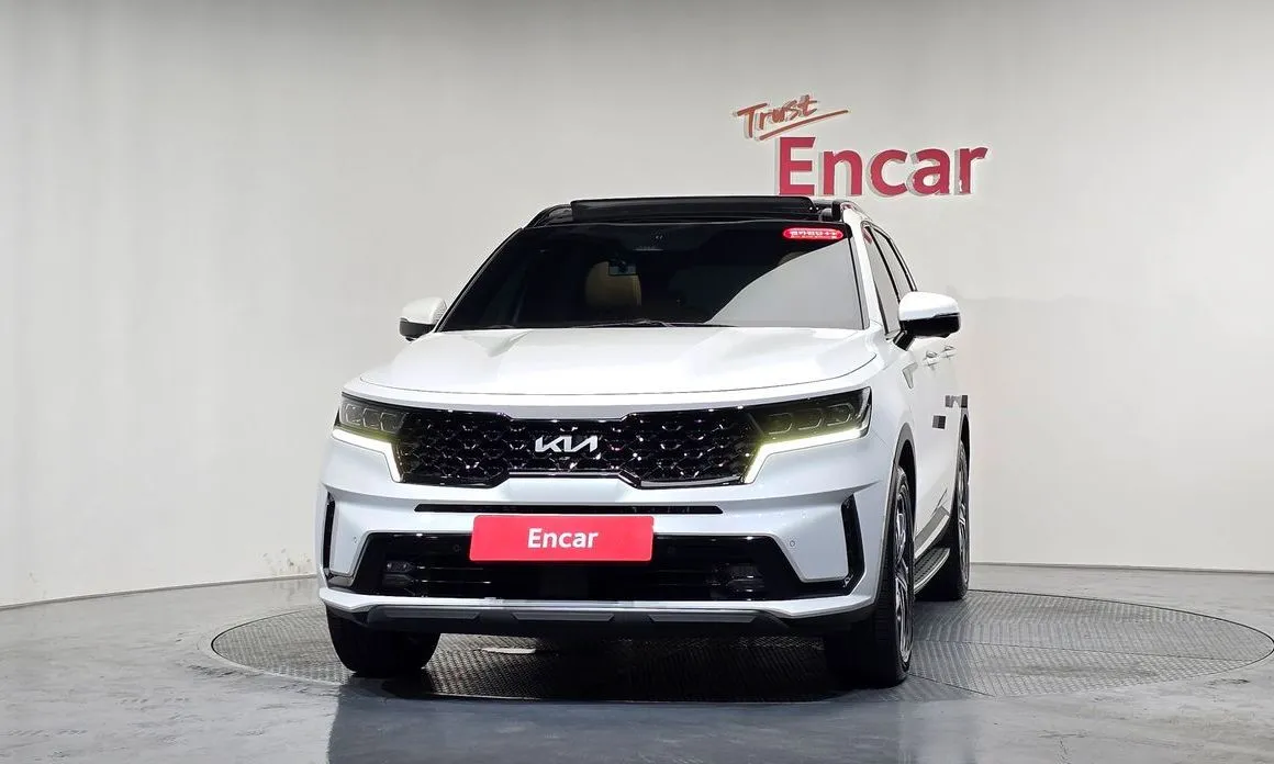 Kia Sorento — фото 9