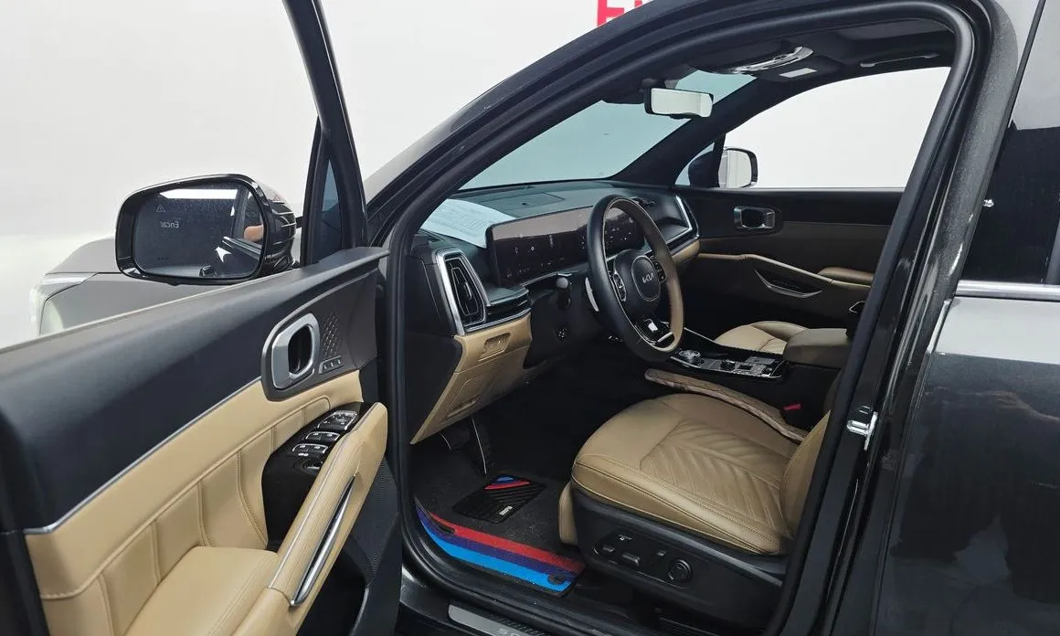 Kia Sorento — фото 7