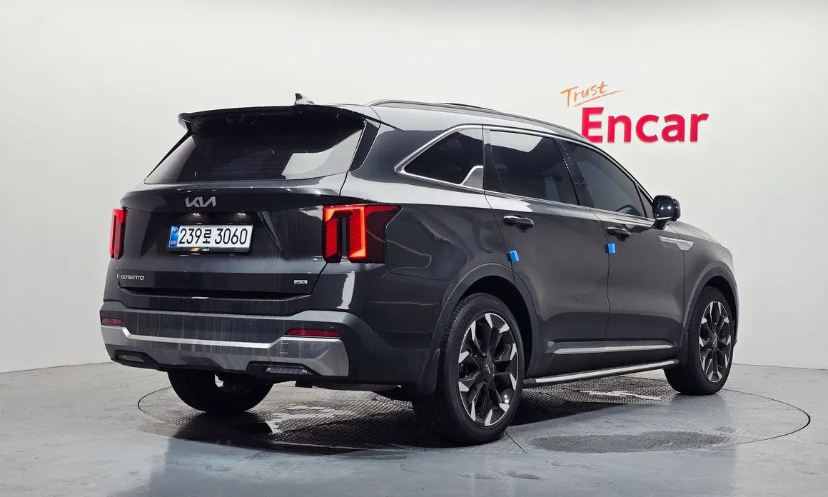 Kia Sorento — фото 8