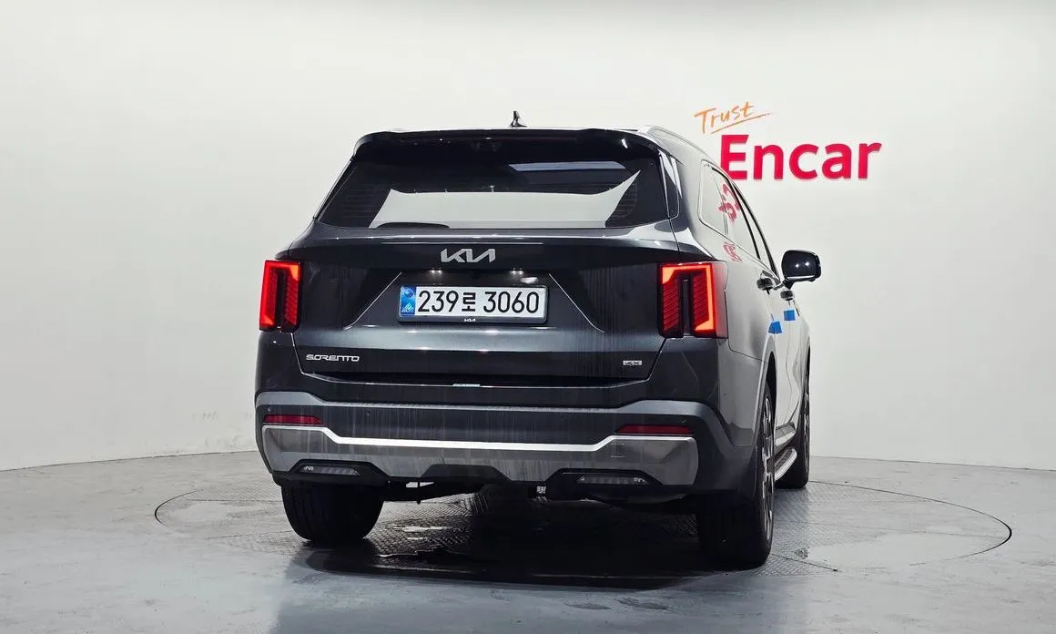 Kia Sorento — фото 4