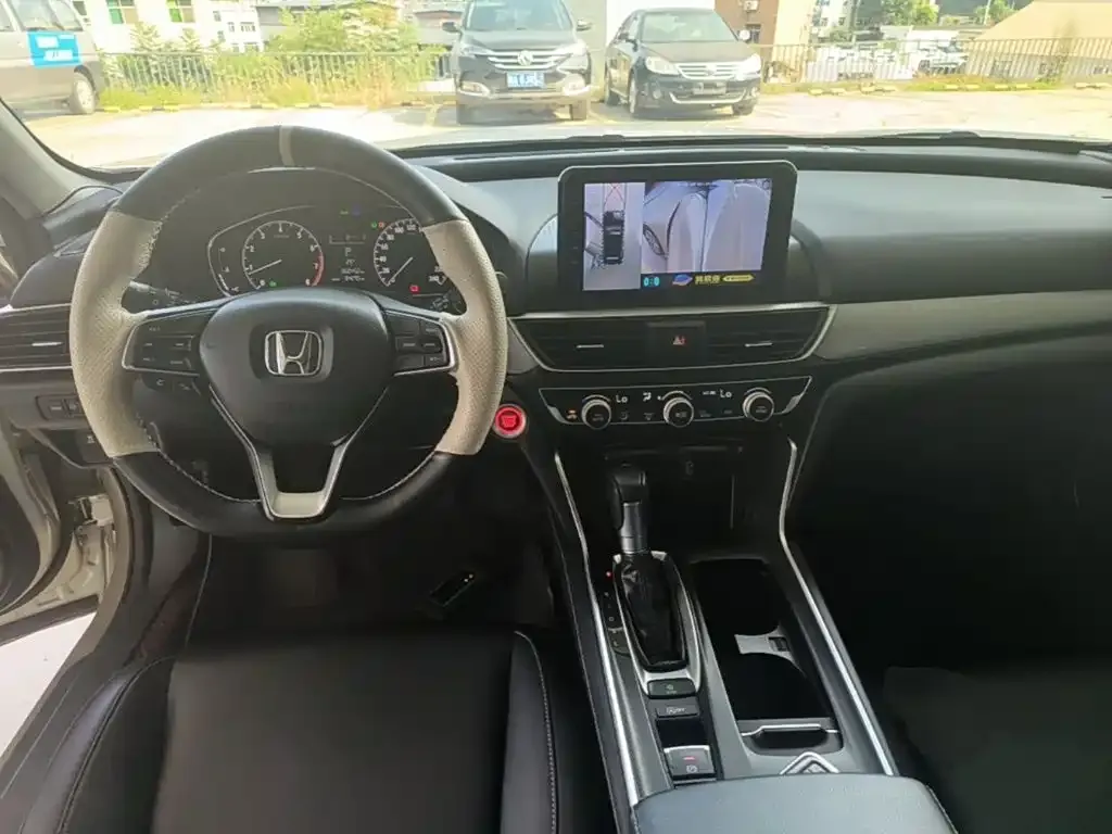 Honda Inspire — фото 8