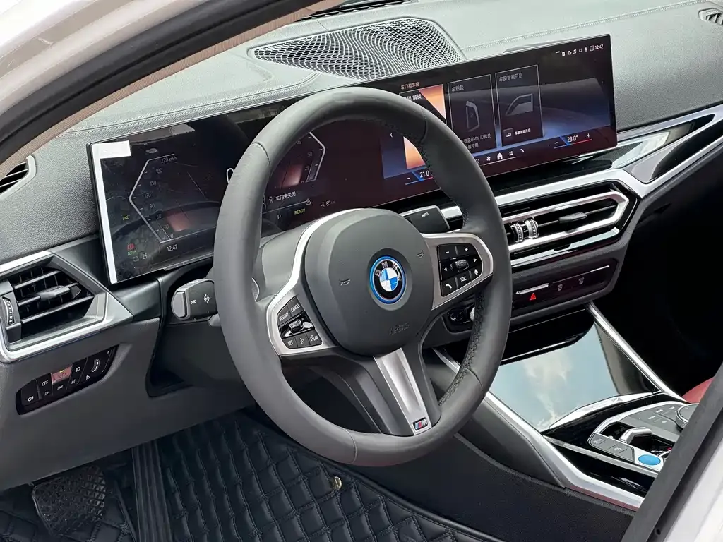 BMW i3 — фото 10