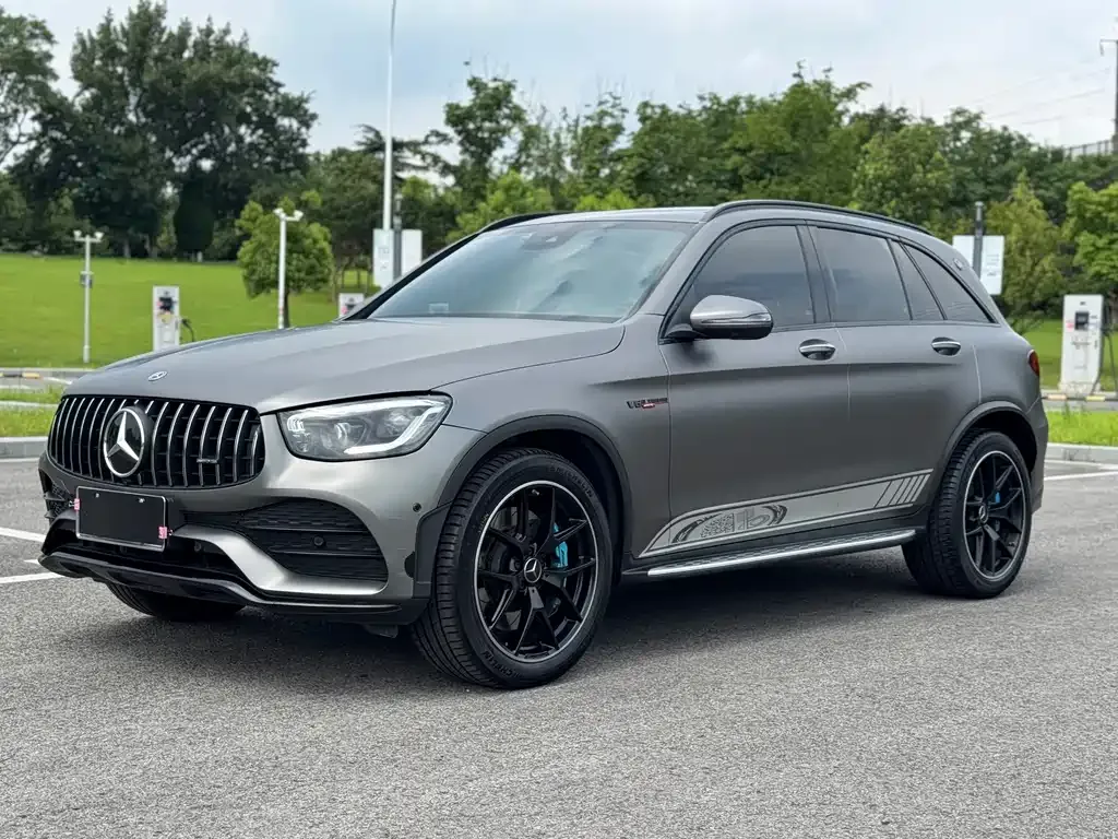 Mercedes-Benz GLC AMG — фото 1