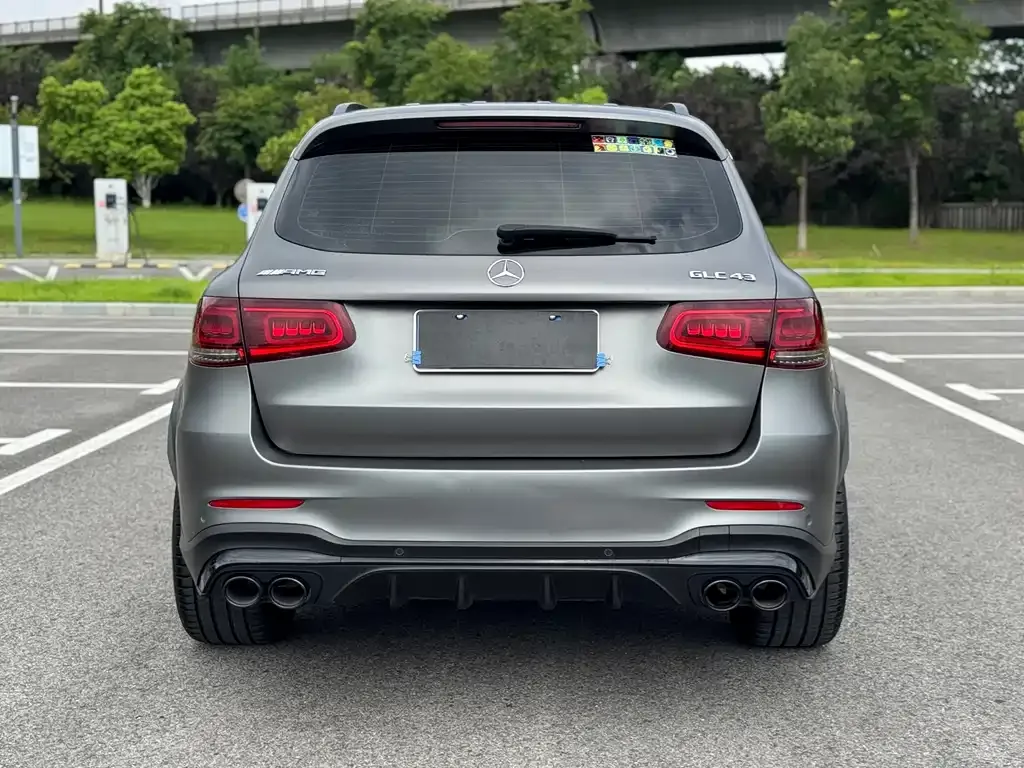 Mercedes-Benz GLC AMG — фото 7