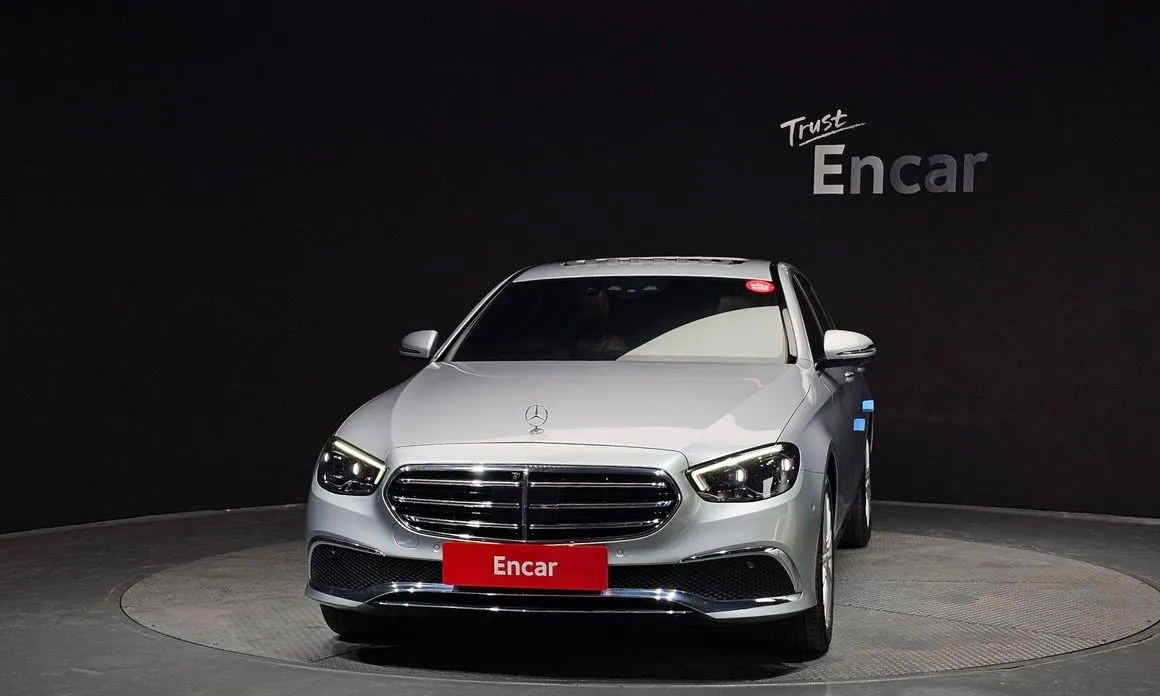 Mercedes-Benz E-Class — фото 5