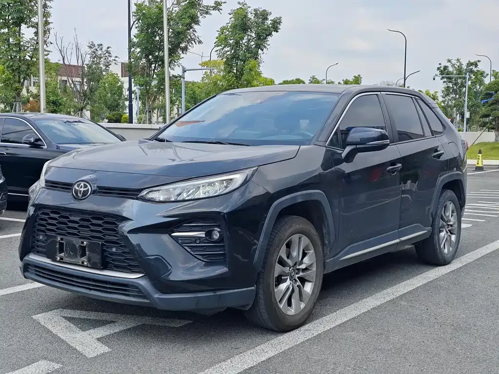 Toyota Wildlander — фото 1