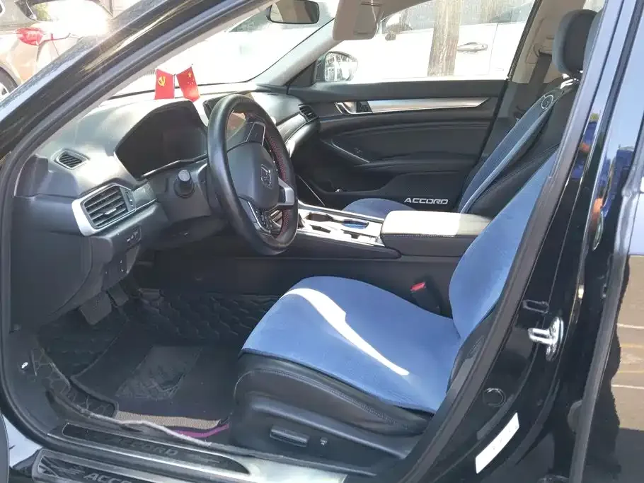 Honda Accord — фото 6