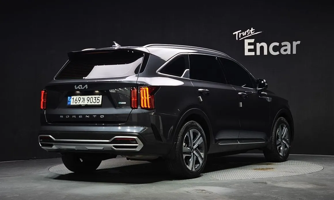 Kia Sorento — фото 5