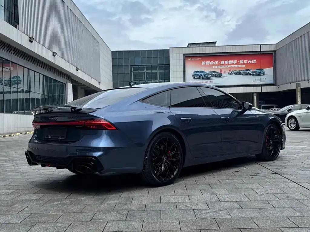 Audi A7 — фото 5