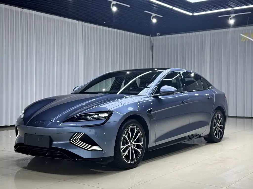 BYD Seal — фото 1