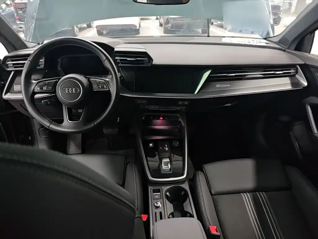 Audi A3 — фото 2