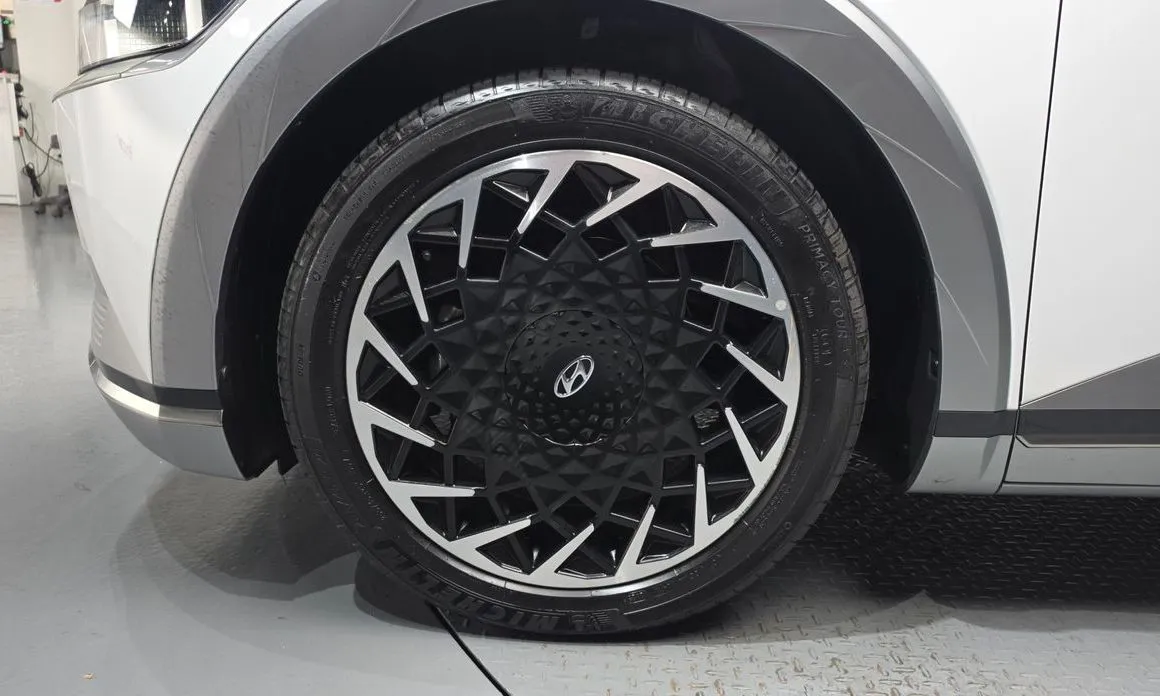 Hyundai Ioniq5 — фото 10