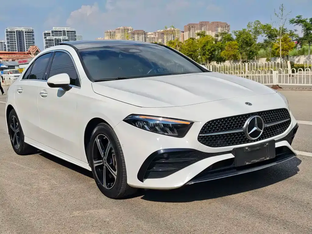 Mercedes-Benz A-Class — фото 6