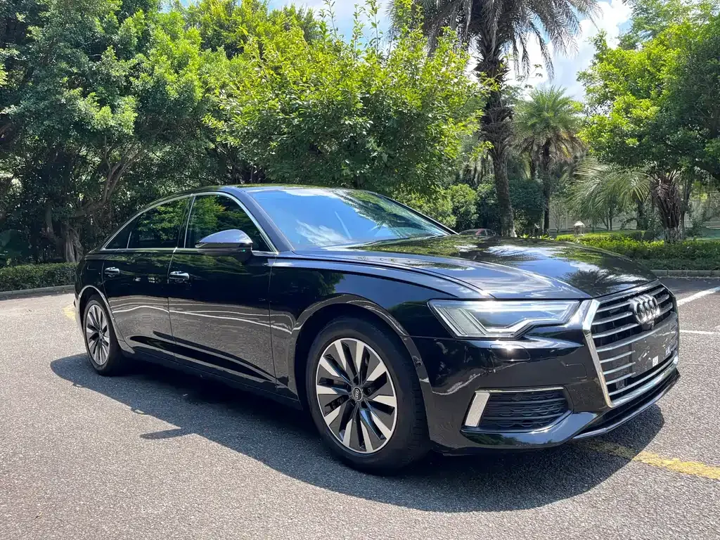 Audi A6L — фото 8