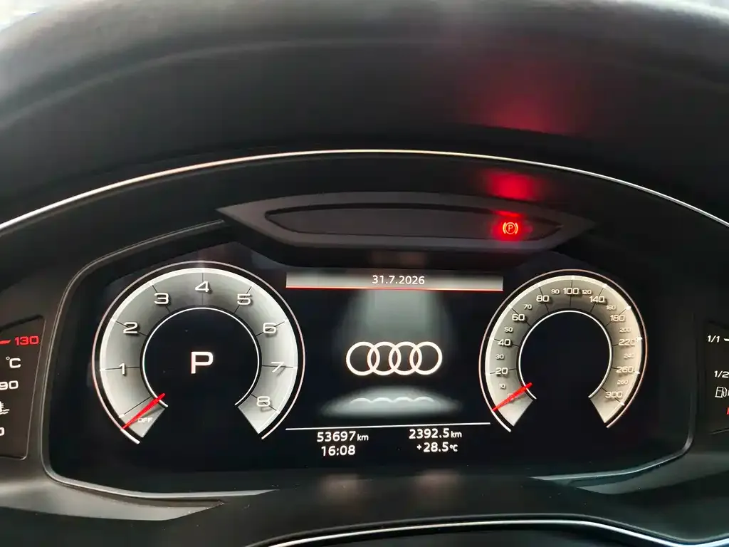 Audi A6L — фото 2