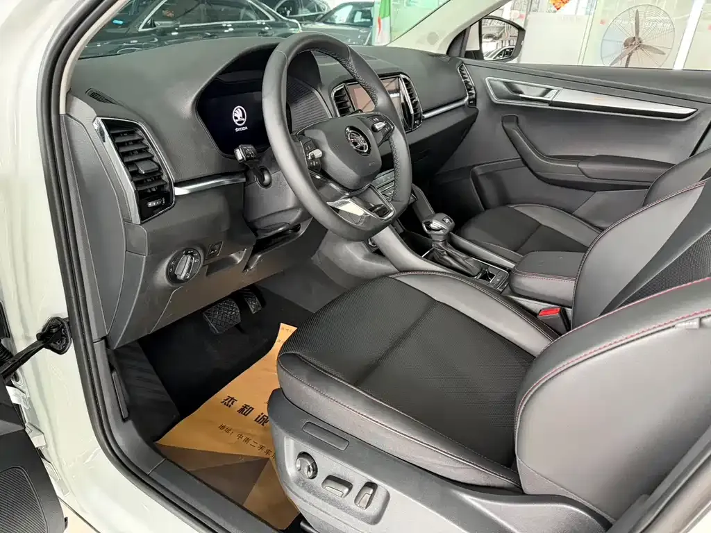 Skoda Karoq — фото 5