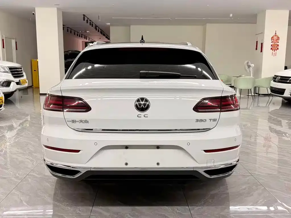 Volkswagen CC — фото 8