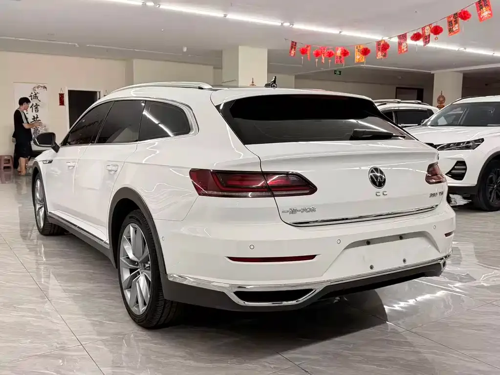 Volkswagen CC — фото 10