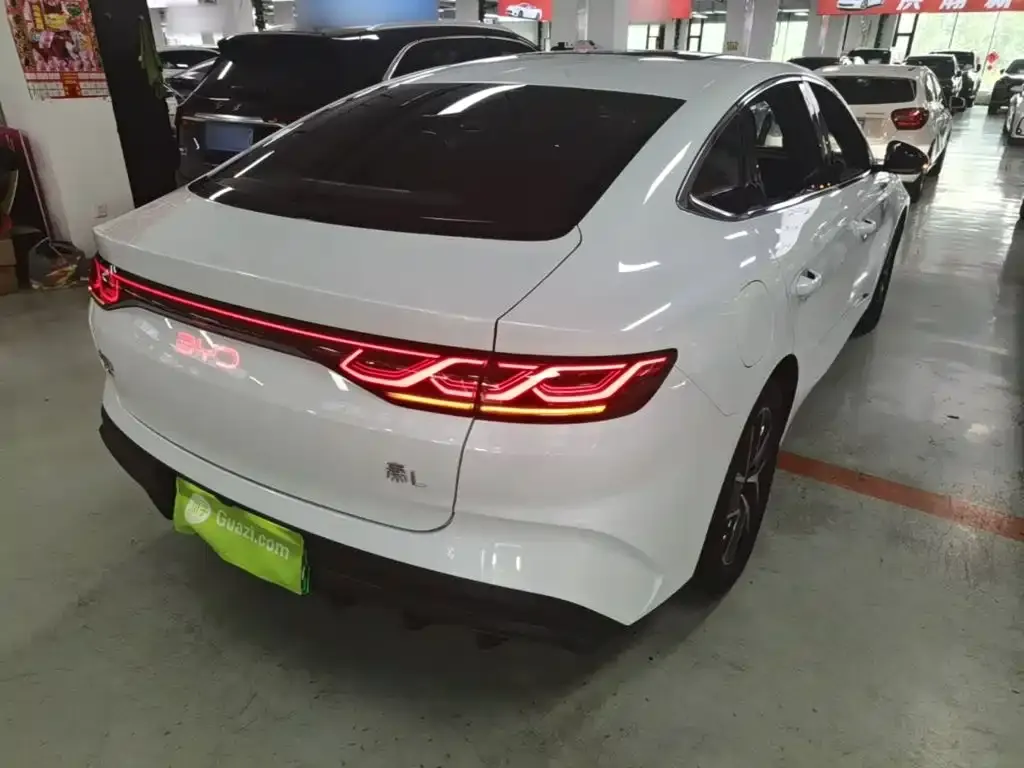 BYD Qin L — фото 7