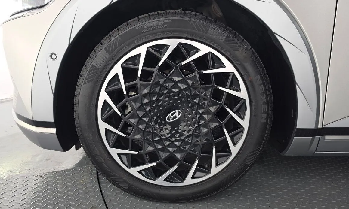 Hyundai Ioniq5 — фото 9