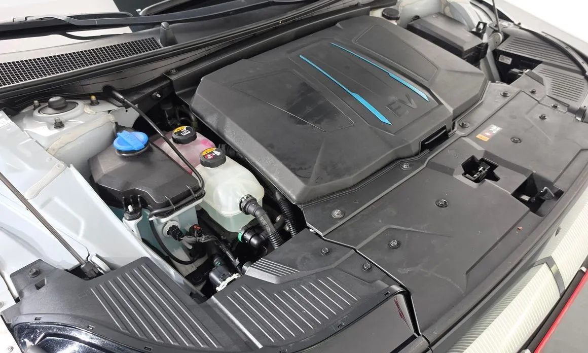 Hyundai Ioniq5 — фото 10