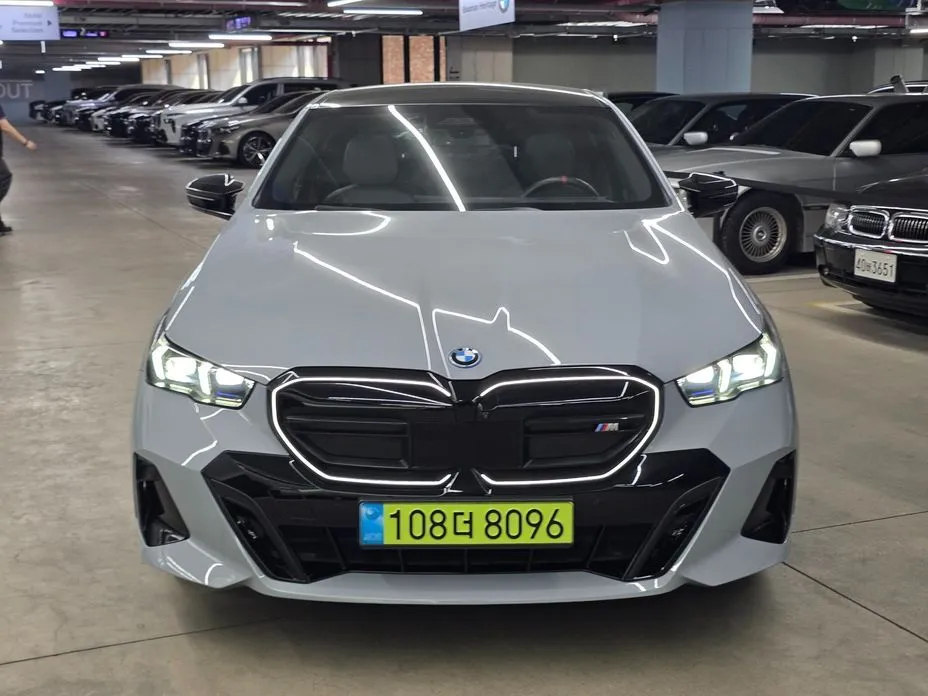 BMW i5 — фото 4