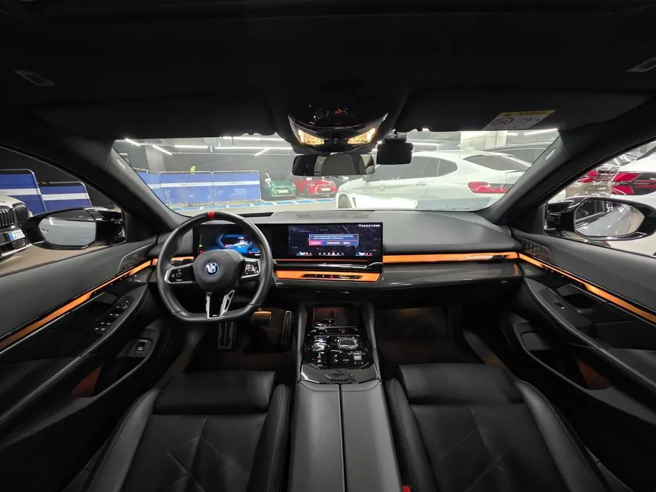 BMW i5 — фото 2