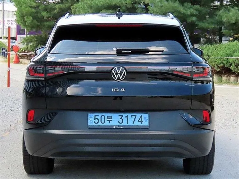 Volkswagen ID.4 — фото 5