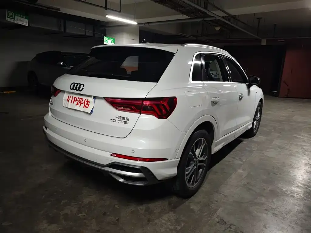 Audi Q3 — фото 9
