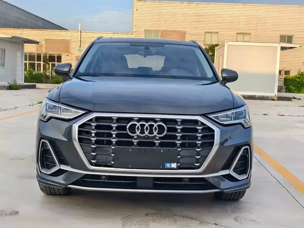 Audi Q3 — фото 6