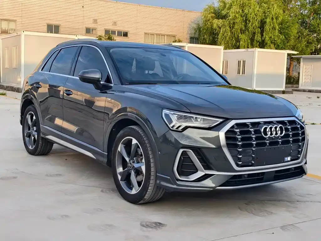 Audi Q3 — фото 3