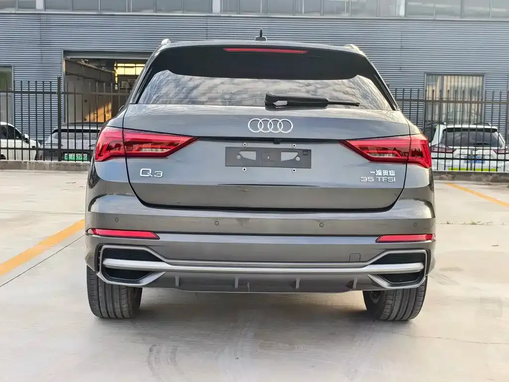 Audi Q3 — фото 7