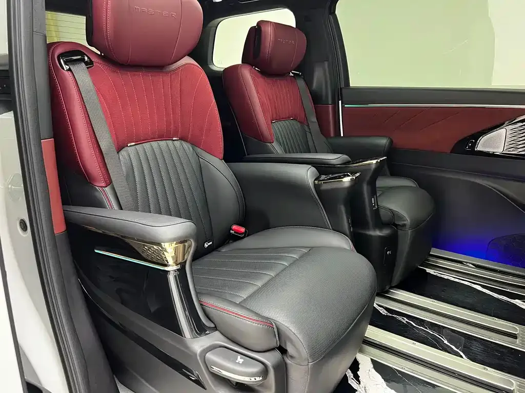 GAC Motor Trumpchi M8 — фото 6