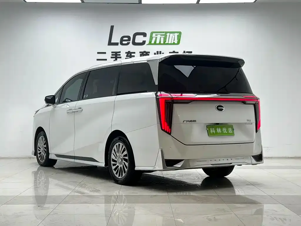 GAC Motor Trumpchi M8 — фото 9
