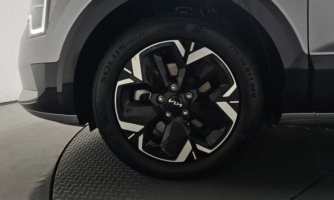 Kia Niro — фото 3
