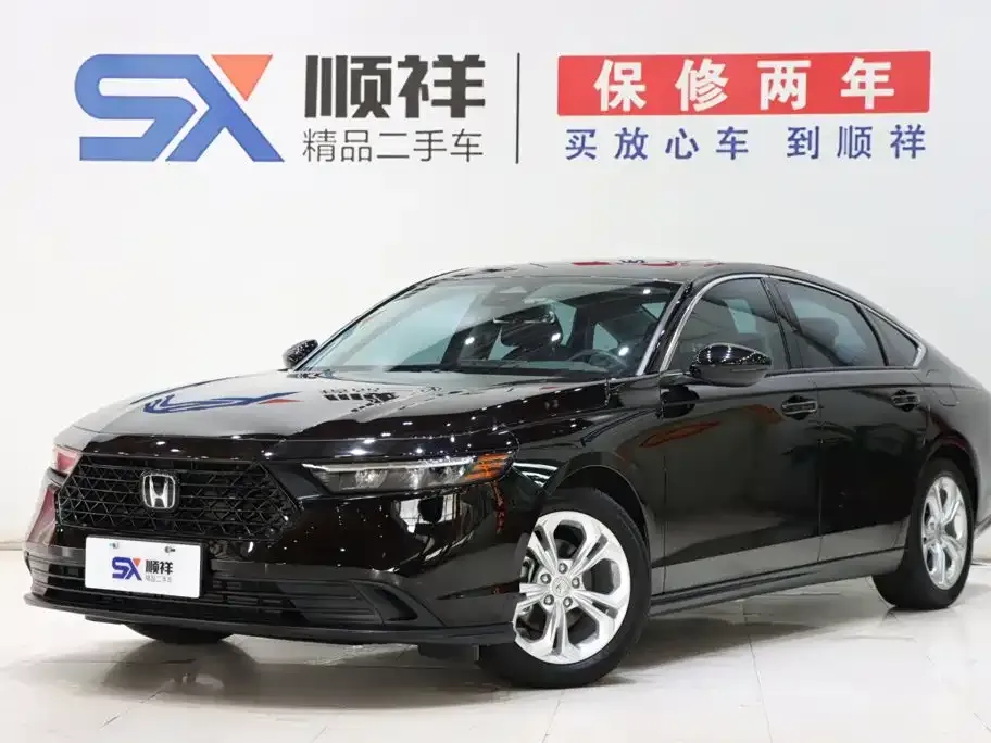 Honda Accord — фото 1