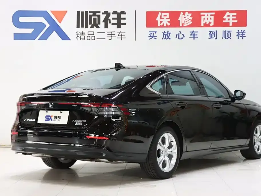 Honda Accord — фото 3