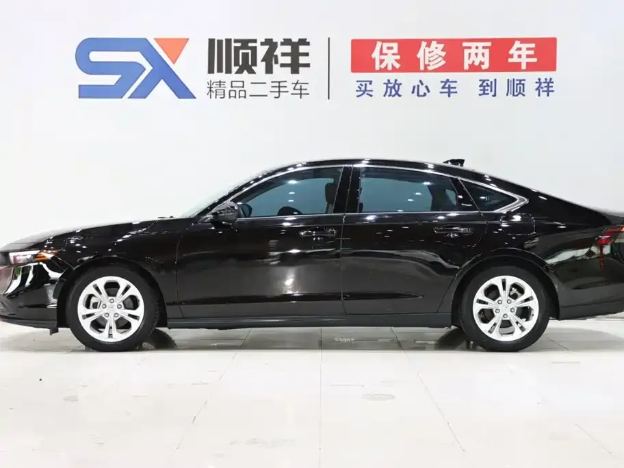 Honda Accord — фото 6